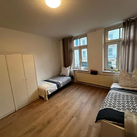 Apartment Monteursunterkunft Fuer 7 Personen