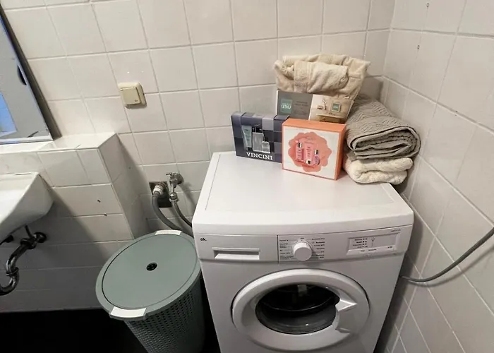 Lägenhet Monteursunterkunft Fuer 7 Personen *